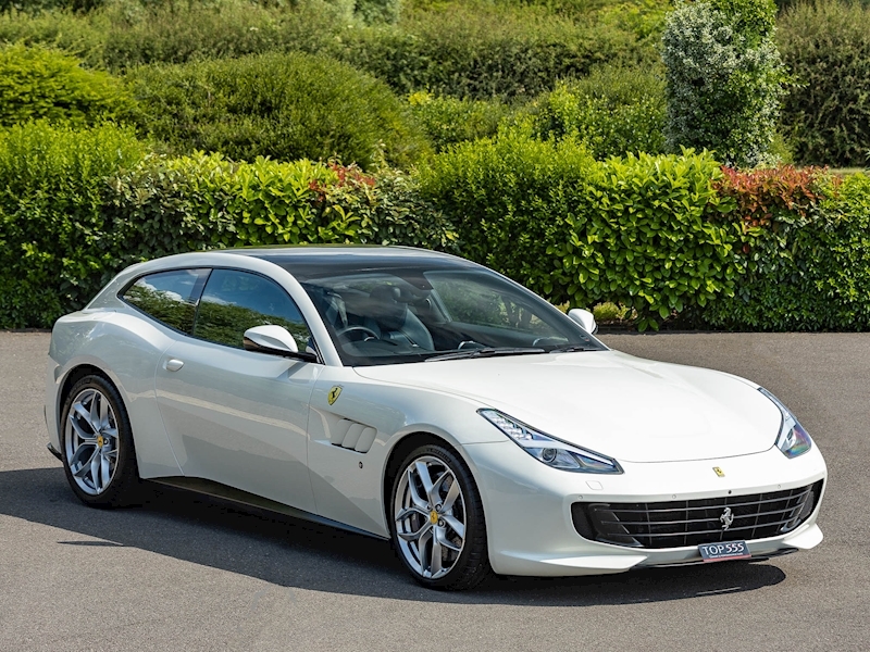 Ferrari GTC4 Lusso T V8 - Large 11