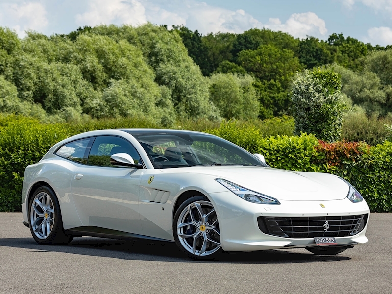 Ferrari GTC4 Lusso T V8 - Large 17