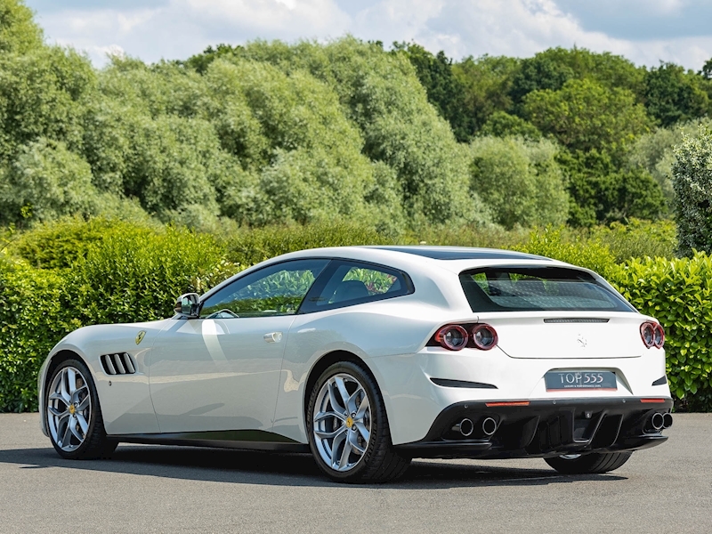 Ferrari GTC4 Lusso T V8 - Large 21