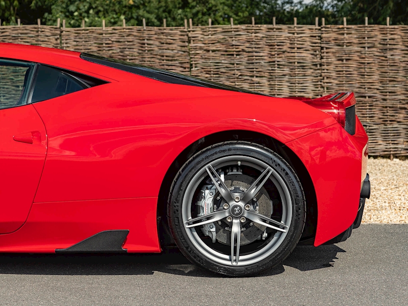 Ferrari 458 Speciale - 1 Owner - Large 11