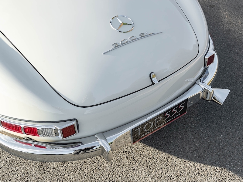 Mercedes-Benz 300 SL Roadster - The Penultimate Car Ever Produced - Large 40