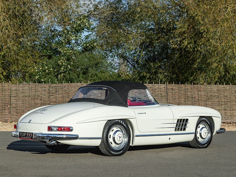 Mercedes-Benz 300 SL Roadster - The Penultimate Car Ever Produced - Large 51