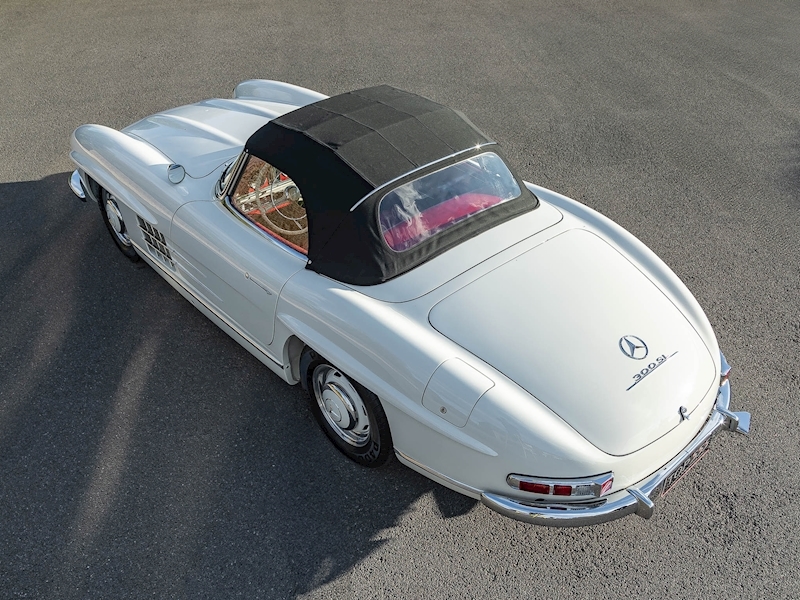 Mercedes-Benz 300 SL Roadster - The Penultimate Car Ever Produced - Large 69