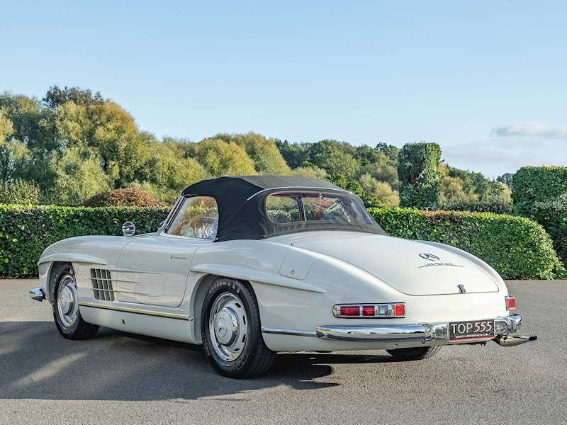 Mercedes-Benz 300 SL Roadster - The Penultimate Car Ever Produced - Large 7