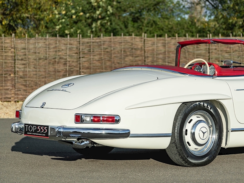 Mercedes-Benz 300 SL Roadster - The Penultimate Car Ever Produced - Large 83