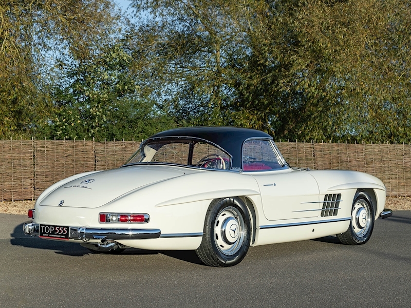 Mercedes-Benz 300 SL Roadster - The Penultimate Car Ever Produced - Large 52