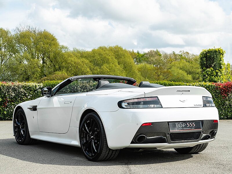 Aston Martin Vantage V12 Roadster 'Manual' - Car 19 of 101 Produced Worldwide - Large 20