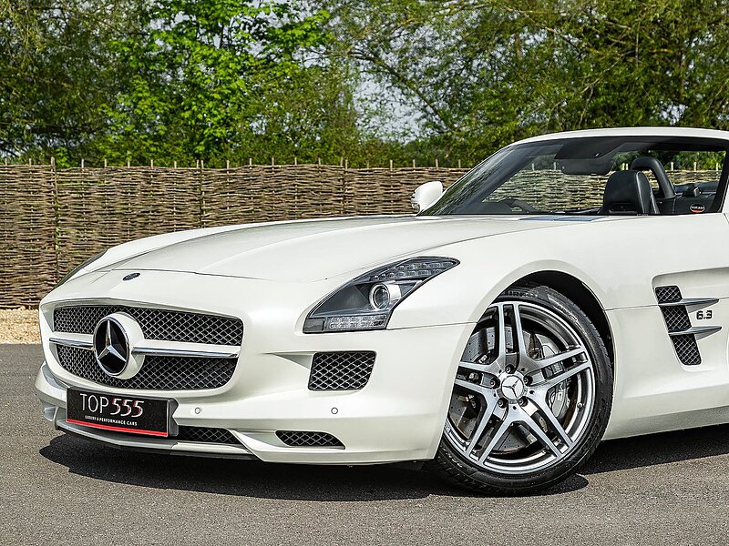 Mercedes-Benz SLS AMG Roadster - Large 13