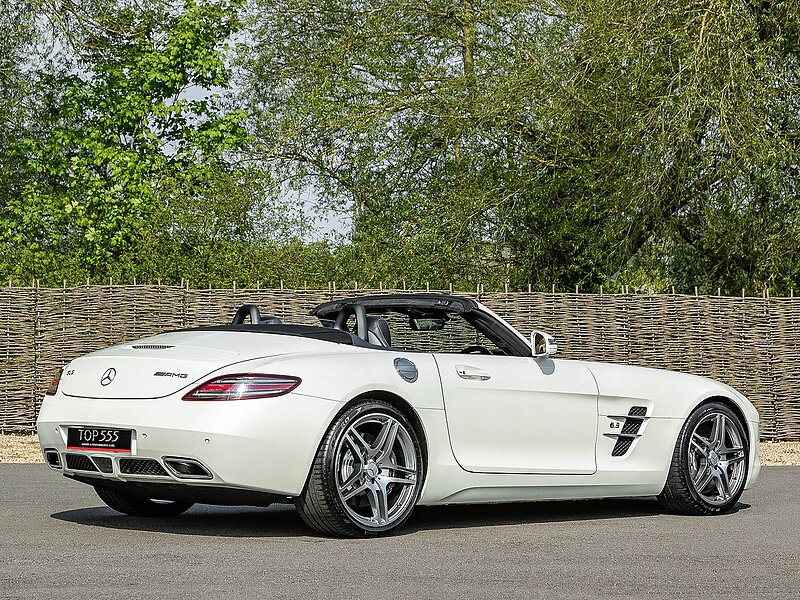 Mercedes-Benz SLS AMG Roadster - Large 21