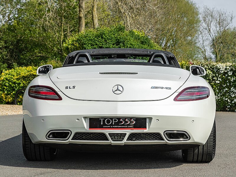 Mercedes-Benz SLS AMG Roadster - Large 4