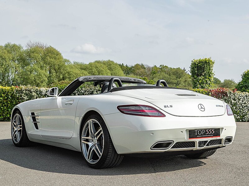 Mercedes-Benz SLS AMG Roadster - Large 20