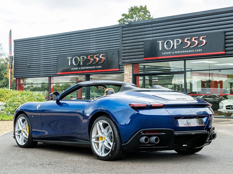 Ferrari Roma Spider - Large 10