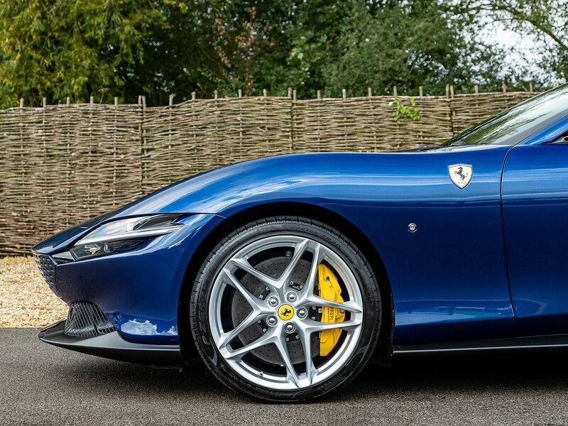 Ferrari Roma Spider - Large 18