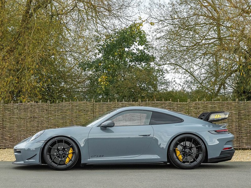 Porsche 992 GT3 MR 4.0 Clubsport - Manthey Performance Kit - Large 2