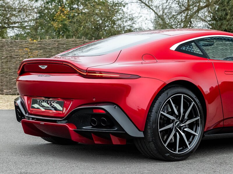 Aston Martin Vantage V8 4.0 - Large 18